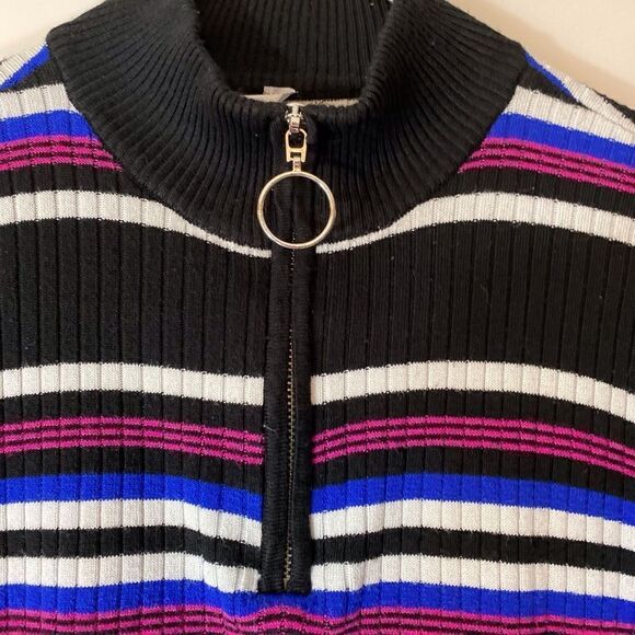 Striped Quarter Zip Sweater Size XL (15-17) - Picture 2 of 4